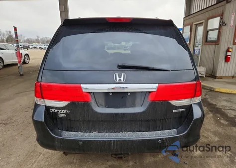 2010 Honda Odyssey Touring z USA, uszkodzony, nr VIN 5FNRL3H92AB107332